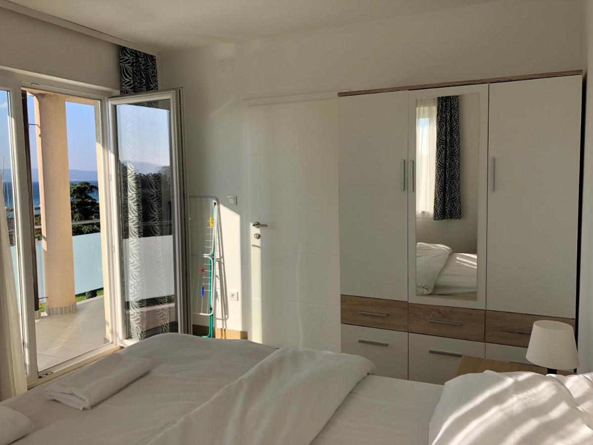 Apartmani I Sobe Ivancic1 Novi Vinodolski Exterior foto