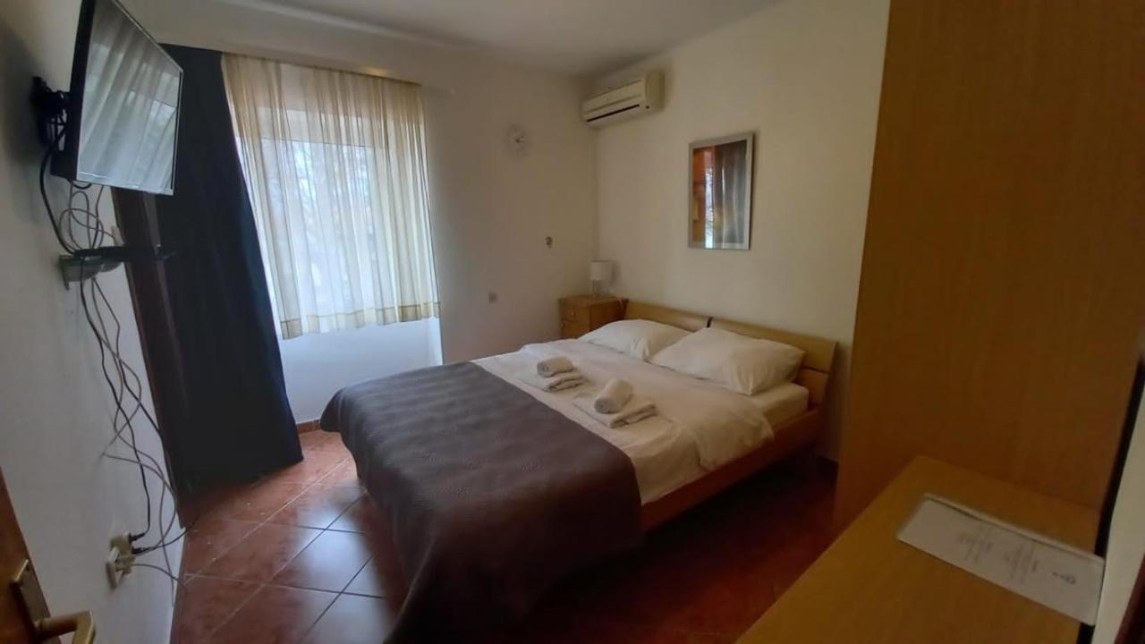 Apartmani I Sobe Ivancic1 Novi Vinodolski Exterior foto