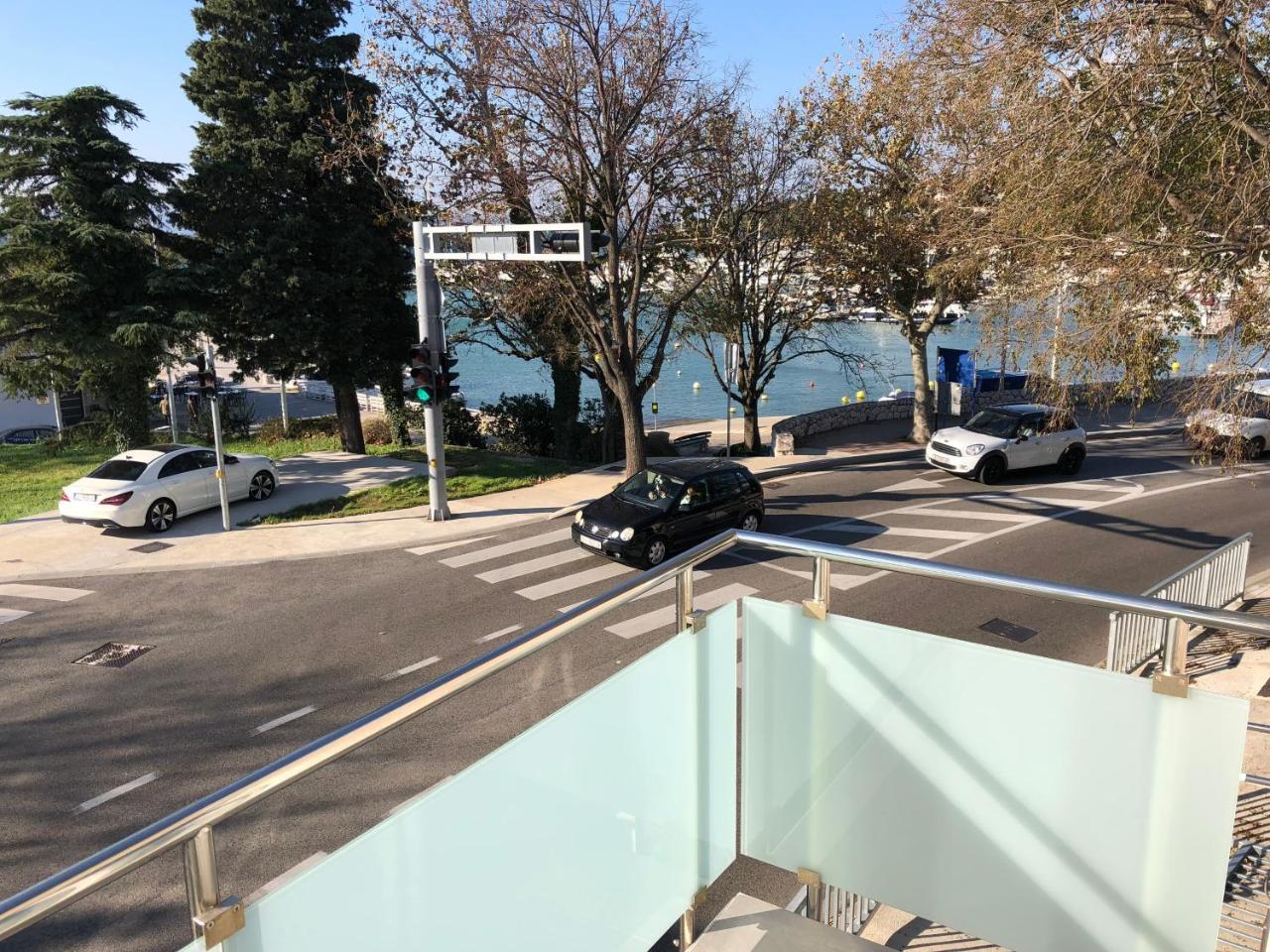 Apartmani I Sobe Ivancic1 Novi Vinodolski Exterior foto