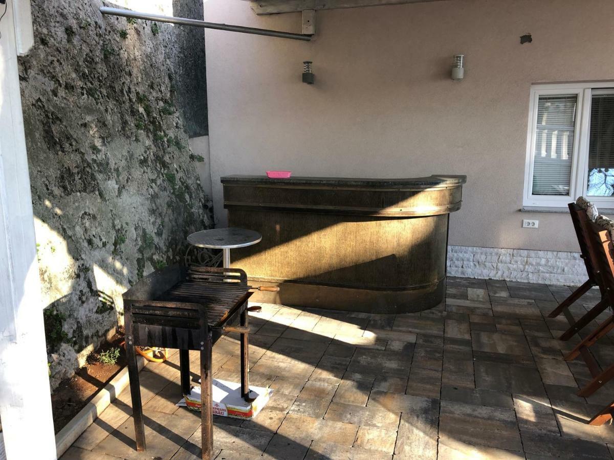 Apartmani I Sobe Ivancic1 Novi Vinodolski Exterior foto